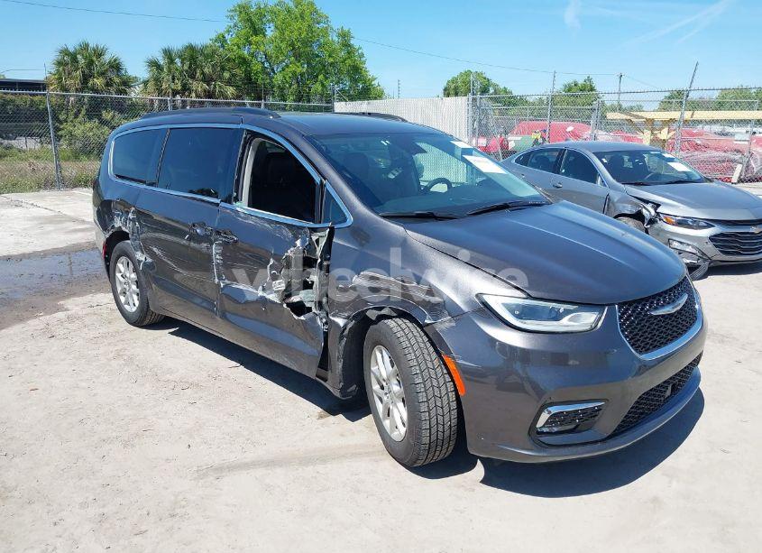 Photo of CHRYSLER PACIFICA TOURING L