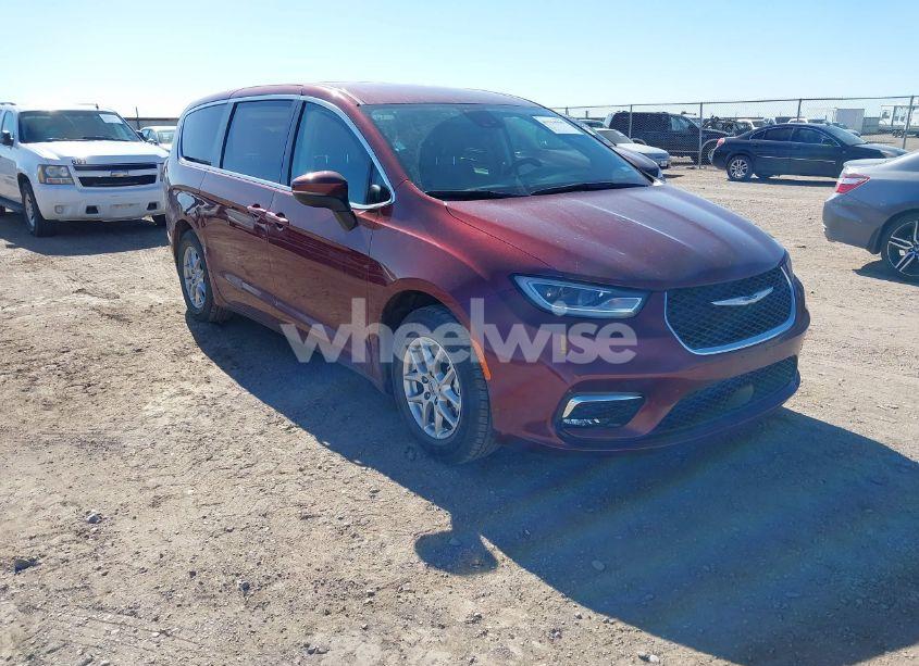Photo of CHRYSLER PACIFICA TOURING L