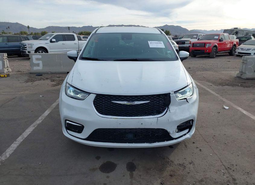 Thumbnail 4 of 2023 CHRYSLER PACIFICA TOURING L