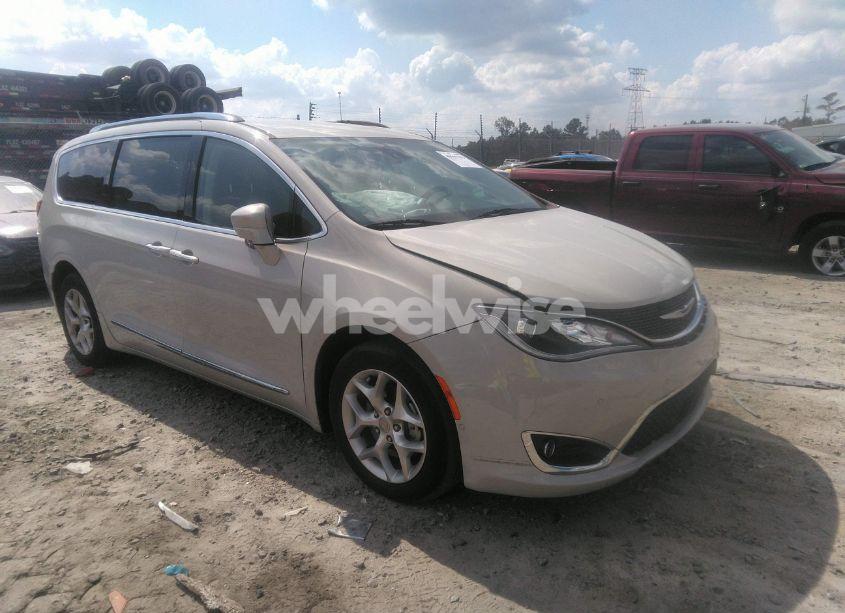 Photo of CHRYSLER PACIFICA TOURING-L PLUS
