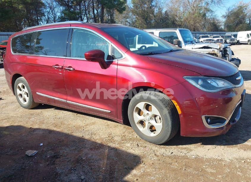 Photo of CHRYSLER PACIFICA TOURING-L PLUS