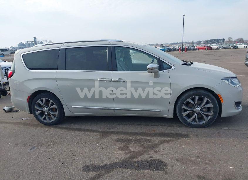 Thumbnail 6 of 2020 CHRYSLER PACIFICA LIMITED