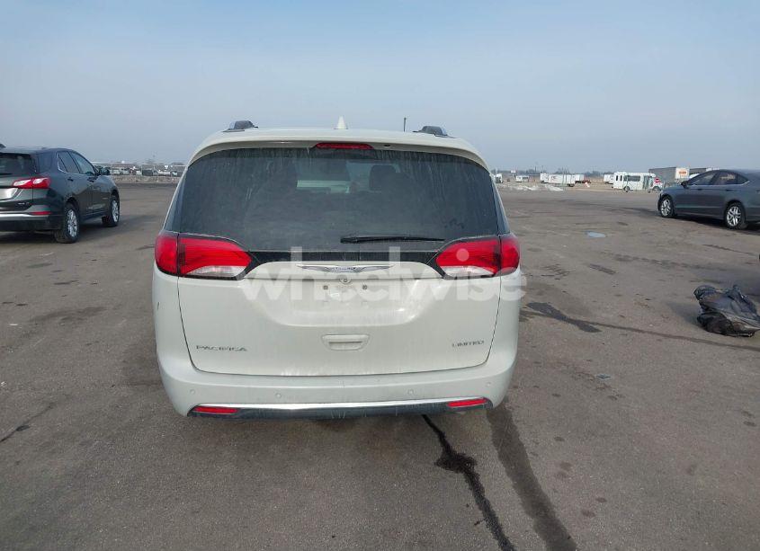 Thumbnail 9 of 2020 CHRYSLER PACIFICA LIMITED