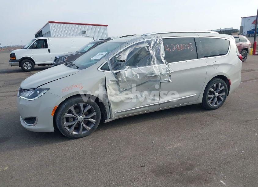Thumbnail 10 of 2020 CHRYSLER PACIFICA LIMITED