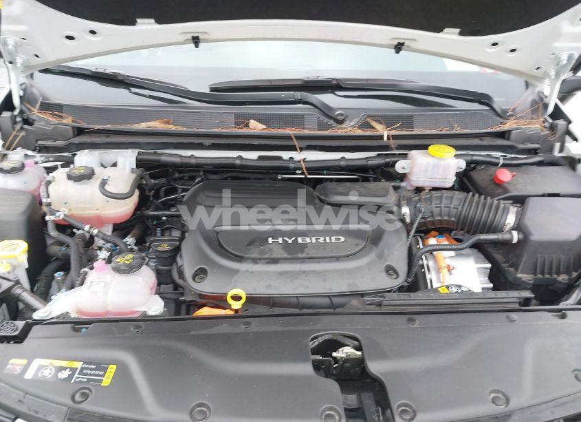 Thumbnail 2 of 2023 CHRYSLER PACIFICA HYBRID TOURING L
