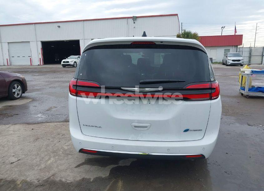 Thumbnail 8 of 2023 CHRYSLER PACIFICA HYBRID TOURING L
