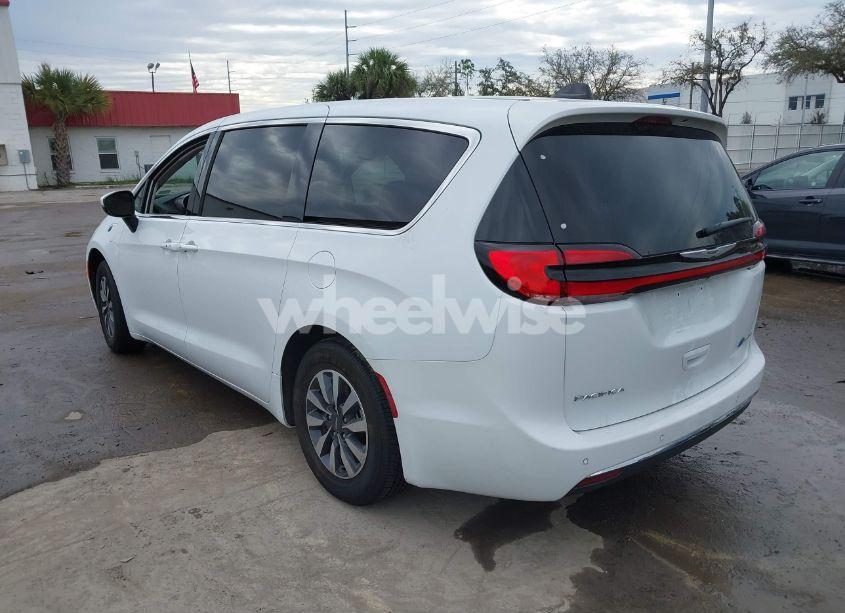 Thumbnail 10 of 2023 CHRYSLER PACIFICA HYBRID TOURING L