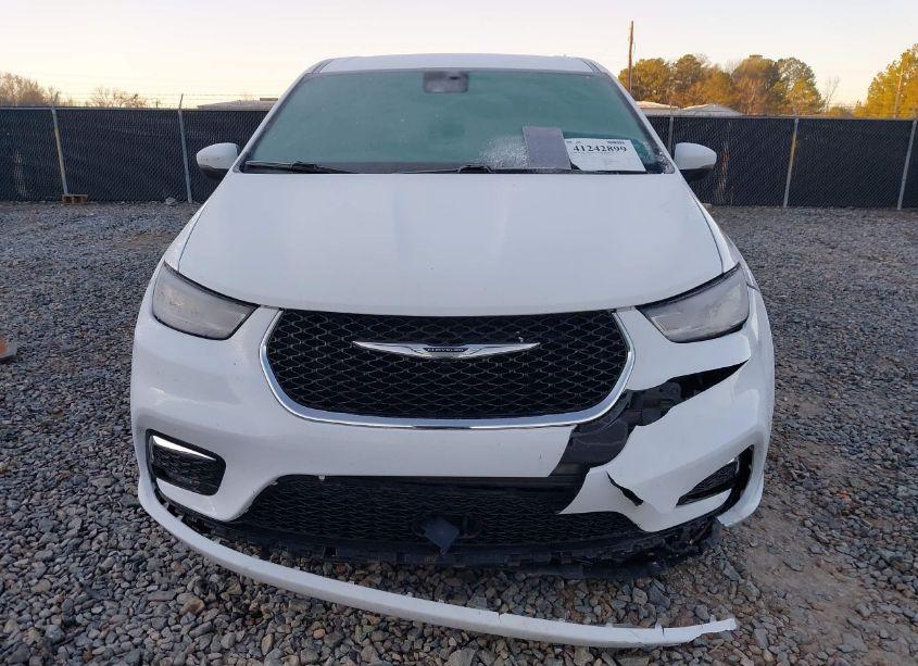 Thumbnail 4 of 2023 CHRYSLER PACIFICA HYBRID TOURING L