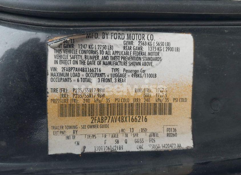 2011 Ford Crown