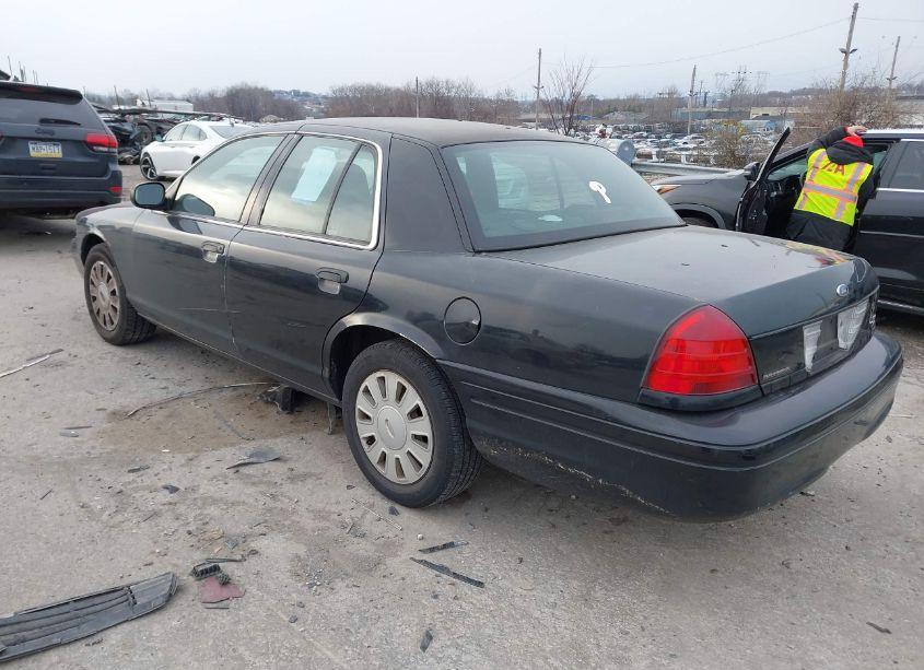 2011 Ford Crown