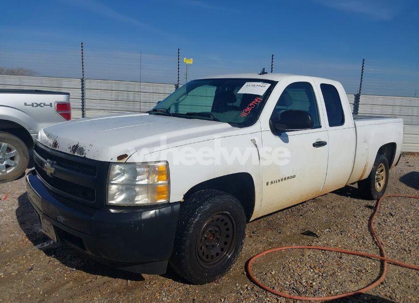 Thumbnail 4 of 2008 CHEVROLET SILVERADO 1500 WORK TRUCK