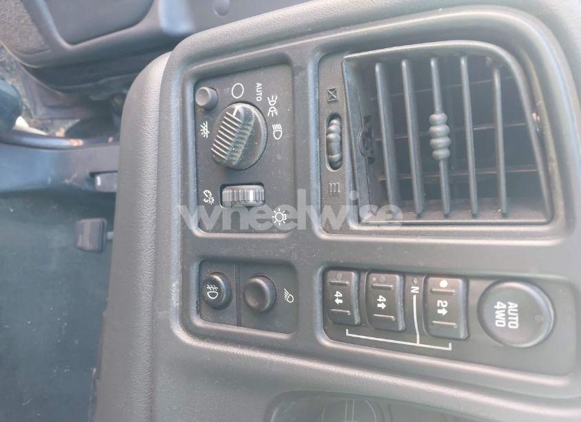 Thumbnail 5 of 2004 CHEVROLET SILVERADO 1500 Z71