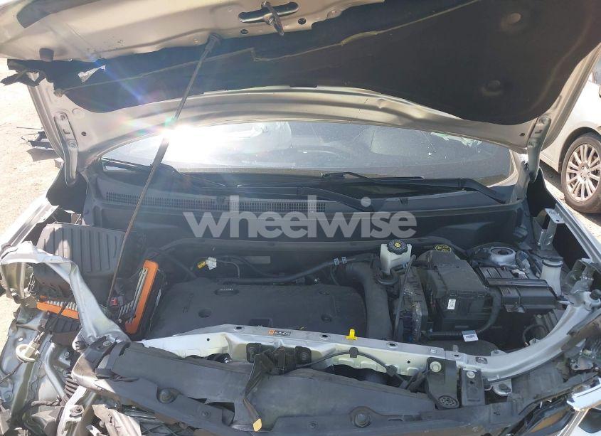 Thumbnail 2 of 2019 CHEVROLET EQUINOX PREMIER