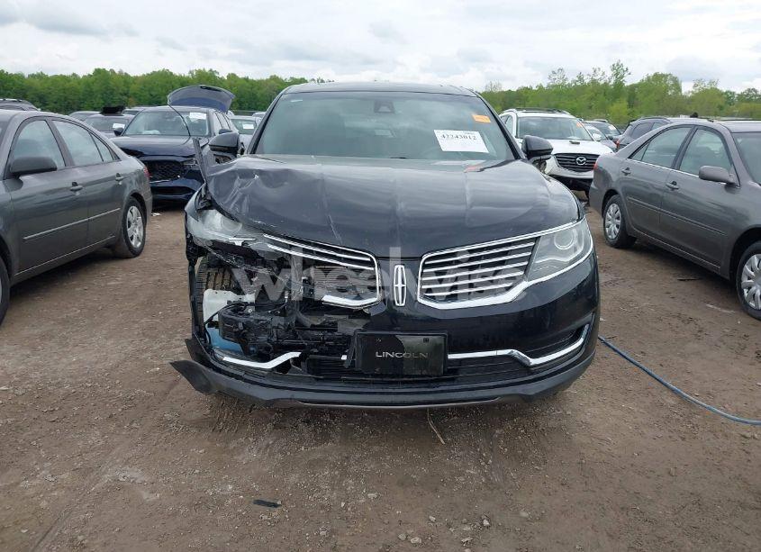 Thumbnail 4 of 2017 LINCOLN MKX RESERVE