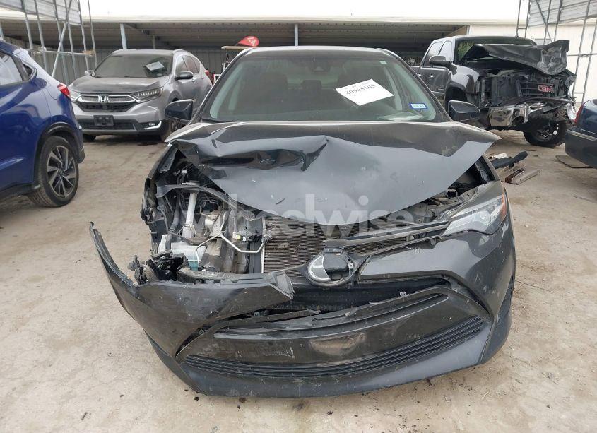 Thumbnail 4 of 2019 TOYOTA COROLLA LE