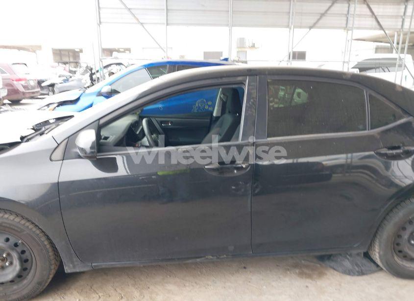 Thumbnail 6 of 2019 TOYOTA COROLLA LE