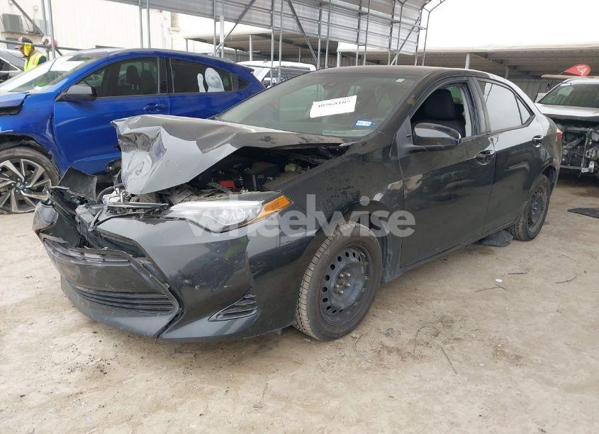 Thumbnail 9 of 2019 TOYOTA COROLLA LE