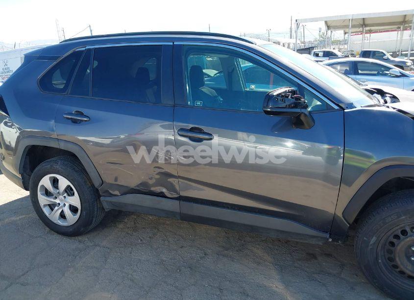 Thumbnail 5 of 2021 TOYOTA RAV4 LE
