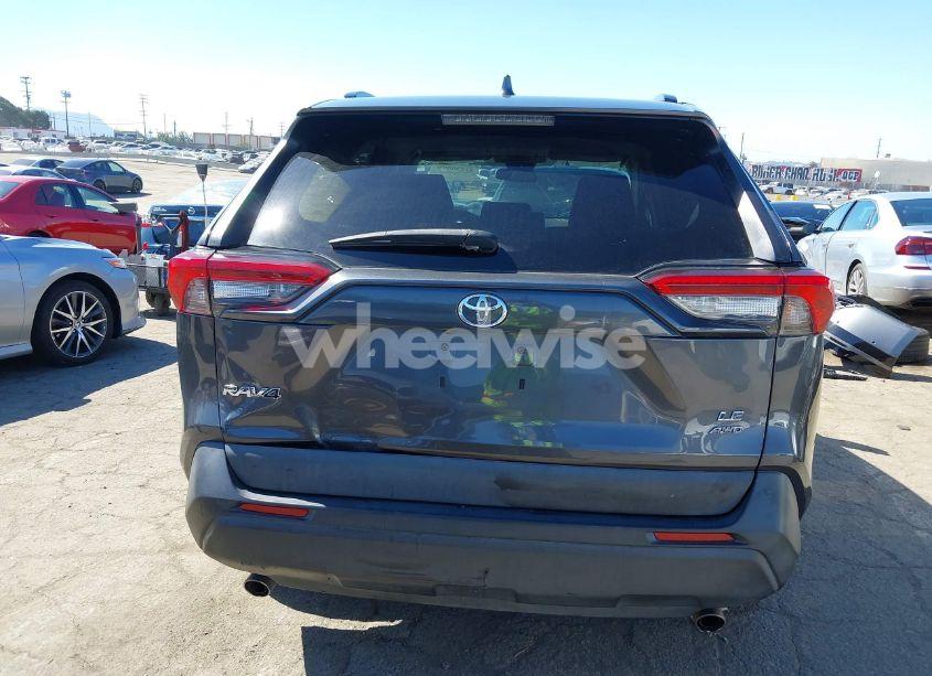 Thumbnail 8 of 2021 TOYOTA RAV4 LE