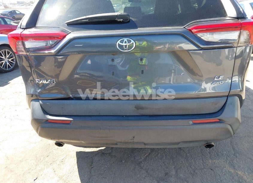 Thumbnail 9 of 2021 TOYOTA RAV4 LE