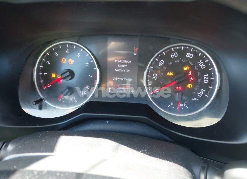 Thumbnail 15 of 2021 TOYOTA RAV4 LE