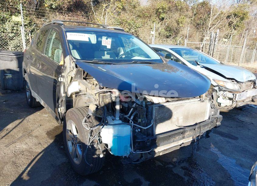 Photo of TOYOTA RAV4 XLE