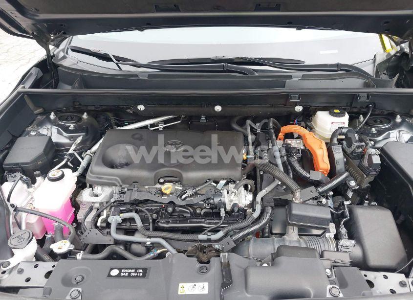 Thumbnail 2 of 2024 TOYOTA RAV4 HYBRID XLE