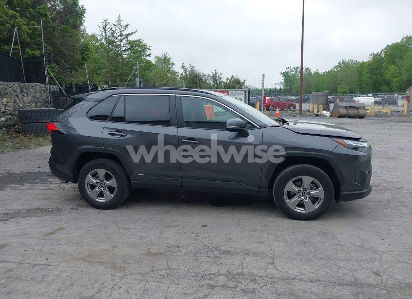 Thumbnail 5 of 2024 TOYOTA RAV4 HYBRID XLE