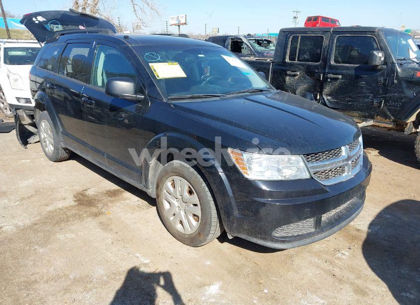 Main photo of 2017 DODGE JOURNEY SE with VIN 3C4PDCAB5HT707307