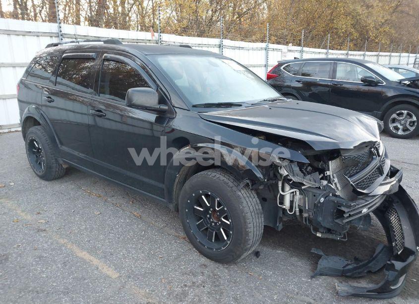 Main photo of 2018 DODGE JOURNEY SE with VIN 3C4PDCAB8JT295146