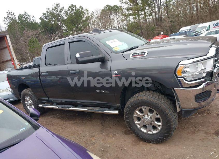 Thumbnail 6 of 2020 RAM 3500 TRADESMAN 4X4 6'4 BOX