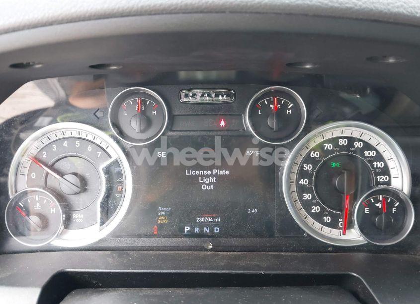 Thumbnail 14 of 2015 RAM 3500 BIG HORN