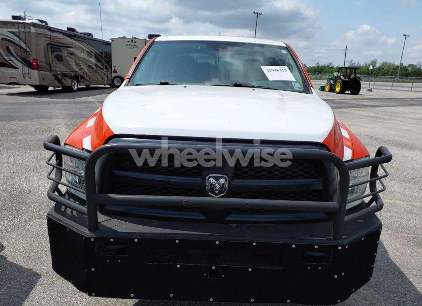 Thumbnail 3 of 2018 RAM 3500 TRADESMAN