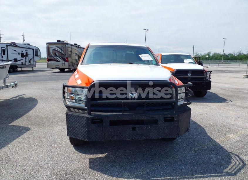 Thumbnail 4 of 2018 RAM 3500 TRADESMAN