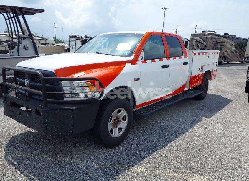 Thumbnail 8 of 2018 RAM 3500 TRADESMAN