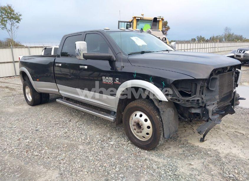Photo of RAM 3500 LARAMIE 4X4 8' BOX