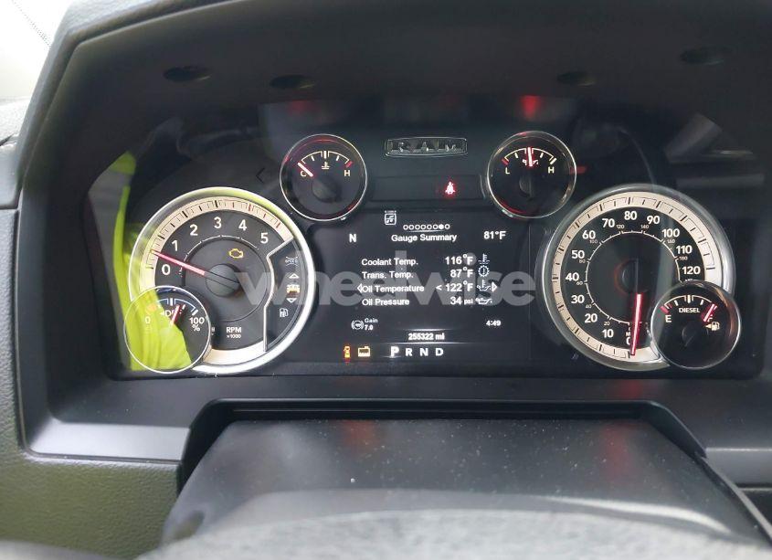 Thumbnail 13 of 2018 RAM 3500 LARAMIE 4X4 8' BOX