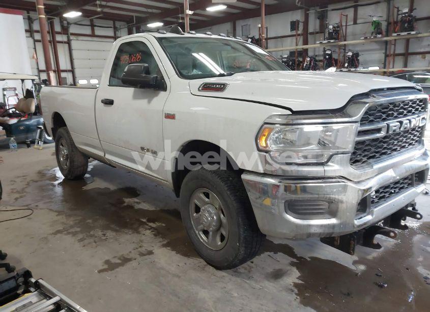 Photo of RAM 2500 TRADESMAN 4X4 8' BOX
