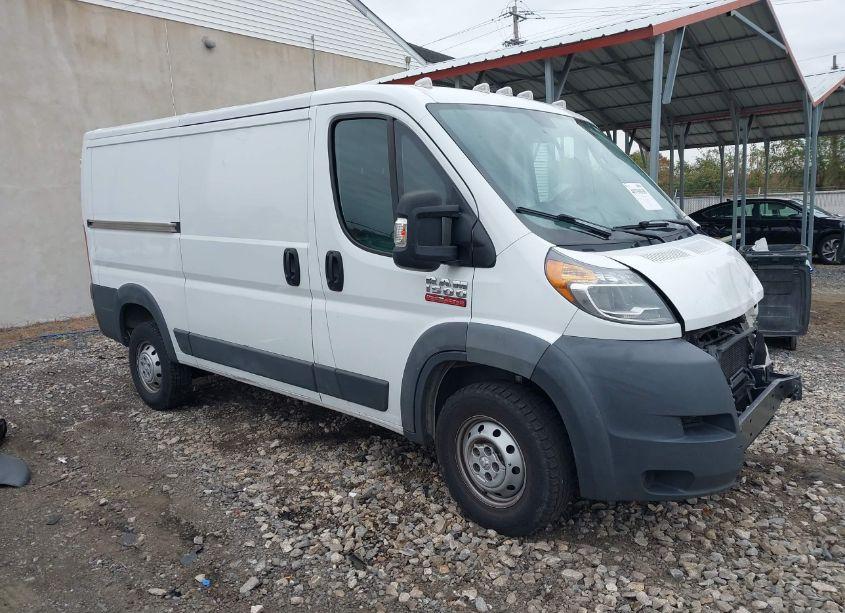 Main photo of 2018 RAM PROMASTER 1500 LOW ROOF 136 WB with VIN 3C6TRVAG0JE104841