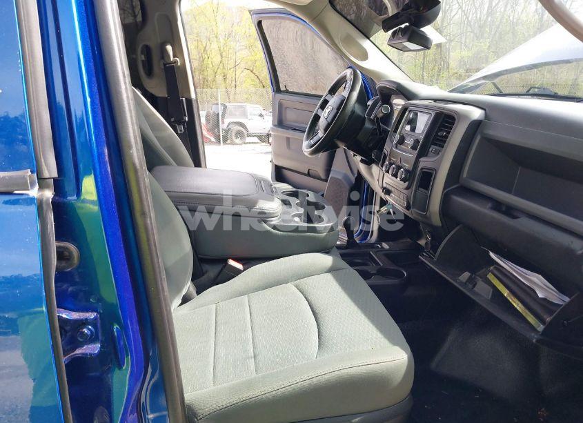 Thumbnail 13 of 2016 RAM 2500 TRADESMAN