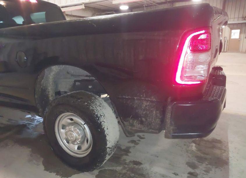 Thumbnail 13 of 2023 RAM 2500 TRADESMAN 4X4 8' BOX