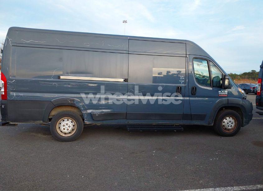 Thumbnail 5 of 2019 RAM PROMASTER 3500 CARGO VAN HIGH ROOF 159 WB EXT