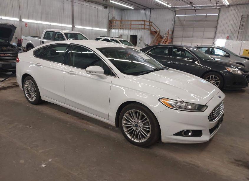 Photo of FORD FUSION SE