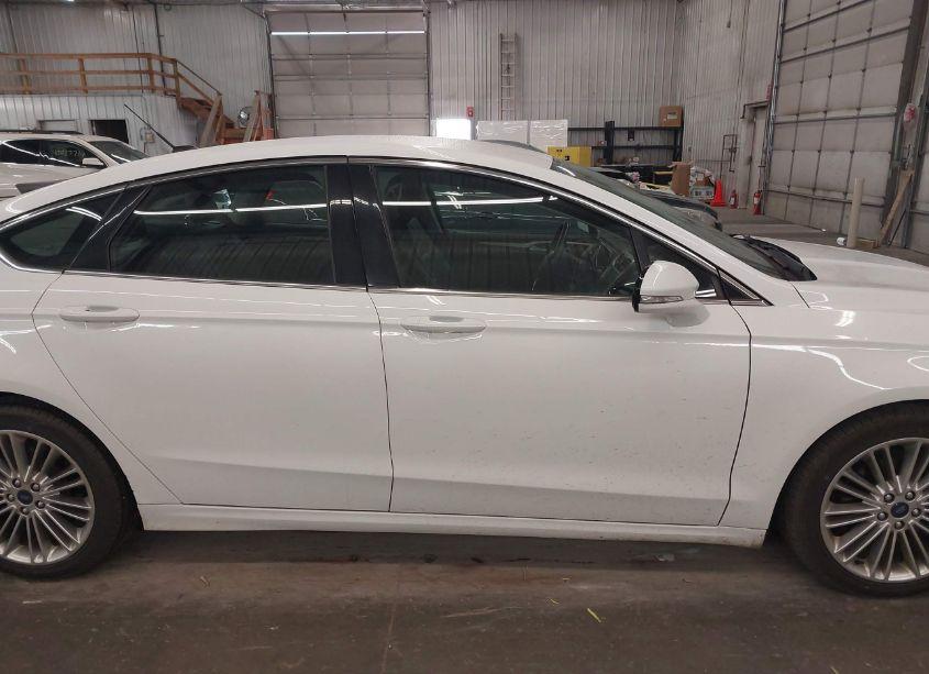 Thumbnail 6 of 2015 FORD FUSION SE