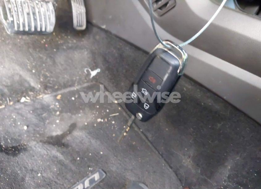 Thumbnail 3 of 2015 FORD FUSION SE
