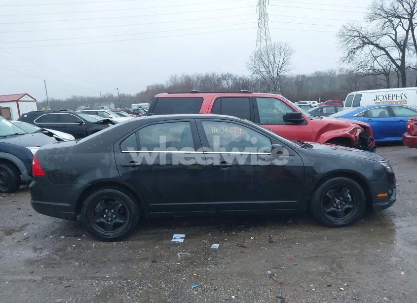 Thumbnail 5 of 2011 FORD FUSION SE