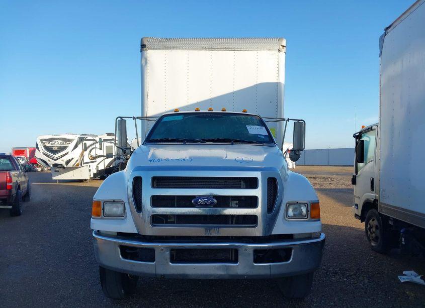Thumbnail 4 of 2013 FORD F-750