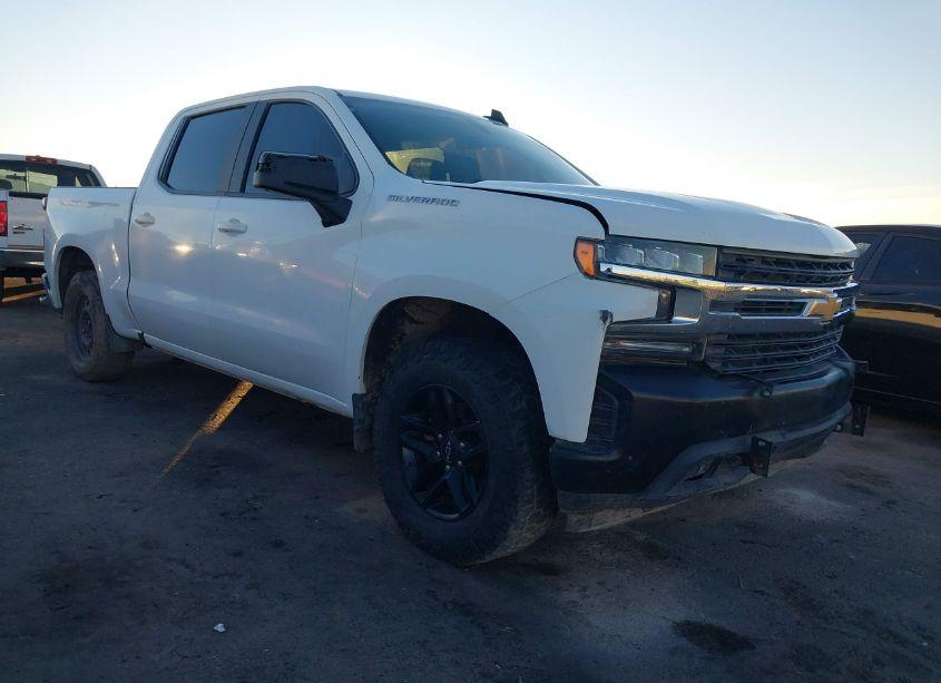 Main photo of 2020 CHEVROLET SILVERADO 1500 2WD SHORT BED LT with VIN 3GCPWCED5LG446400