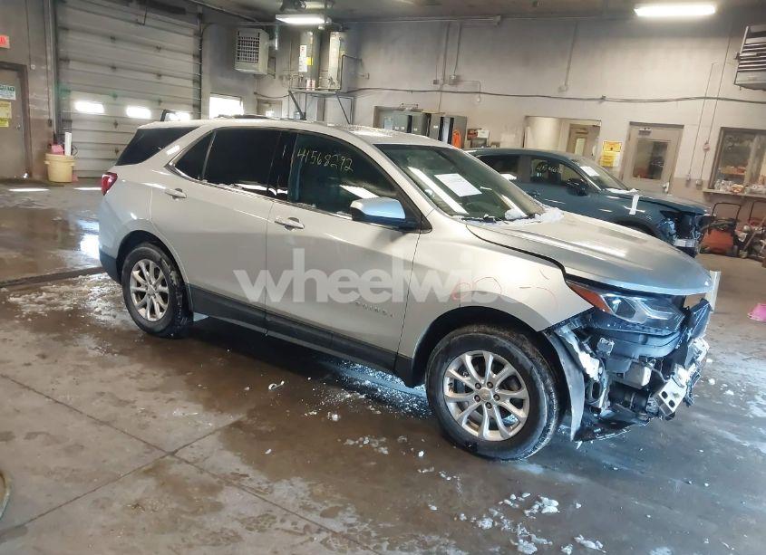 Photo of CHEVROLET EQUINOX LT