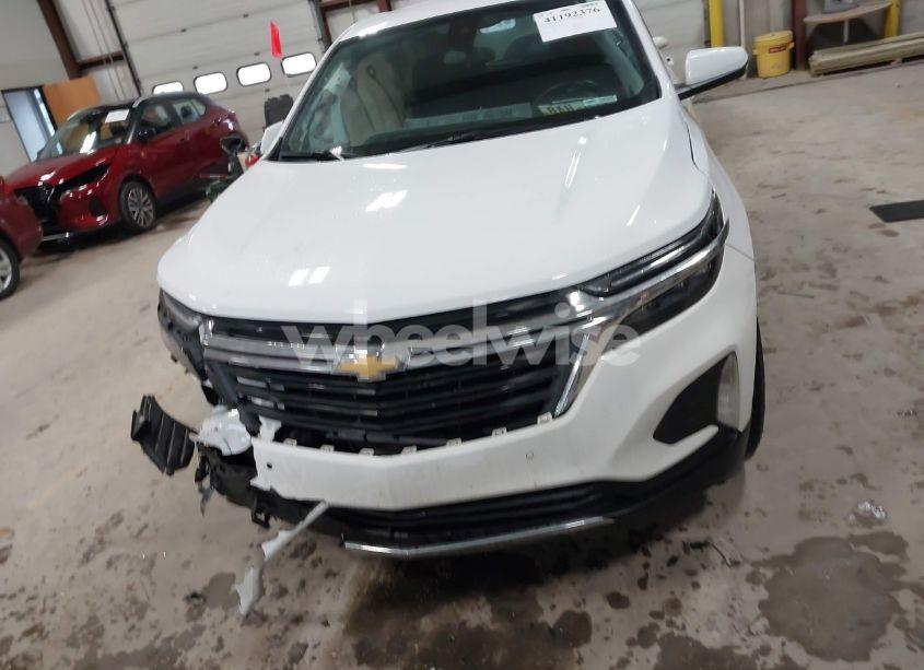 Thumbnail 4 of 2022 CHEVROLET EQUINOX AWD LT